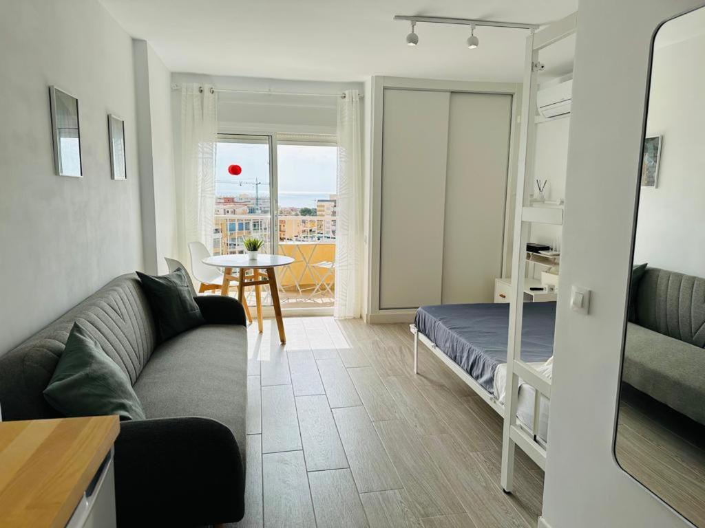 Modern White Studio Benalmadena Exterior photo